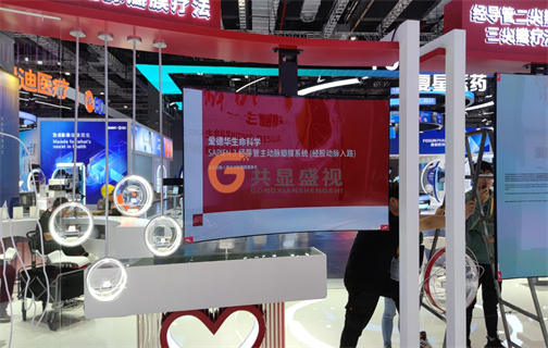 上海国际会展中心55寸OLED柔性屏双面屏安装案例